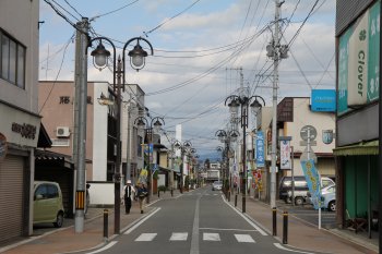 中央通り商店街（江戸時代から続く道）