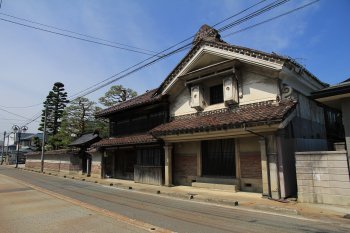 原町通り（清野家、通り沿いの店蔵）