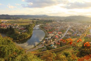 最上川の流通・往来及び左沢町場の景観全景