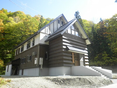 案内センター外観