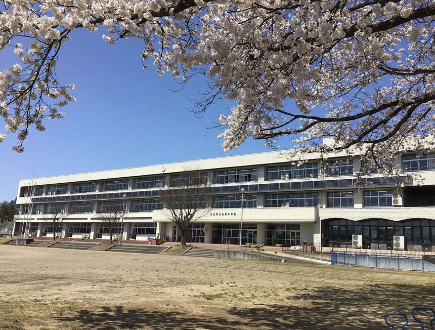 左沢小学校